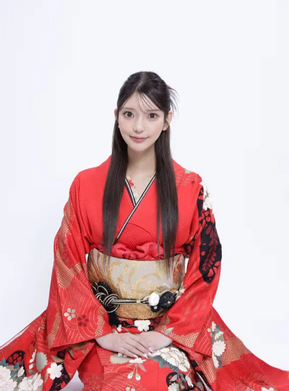 仓木华写真集封面
